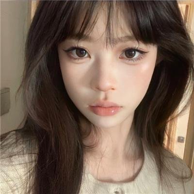 卡门和罗拉